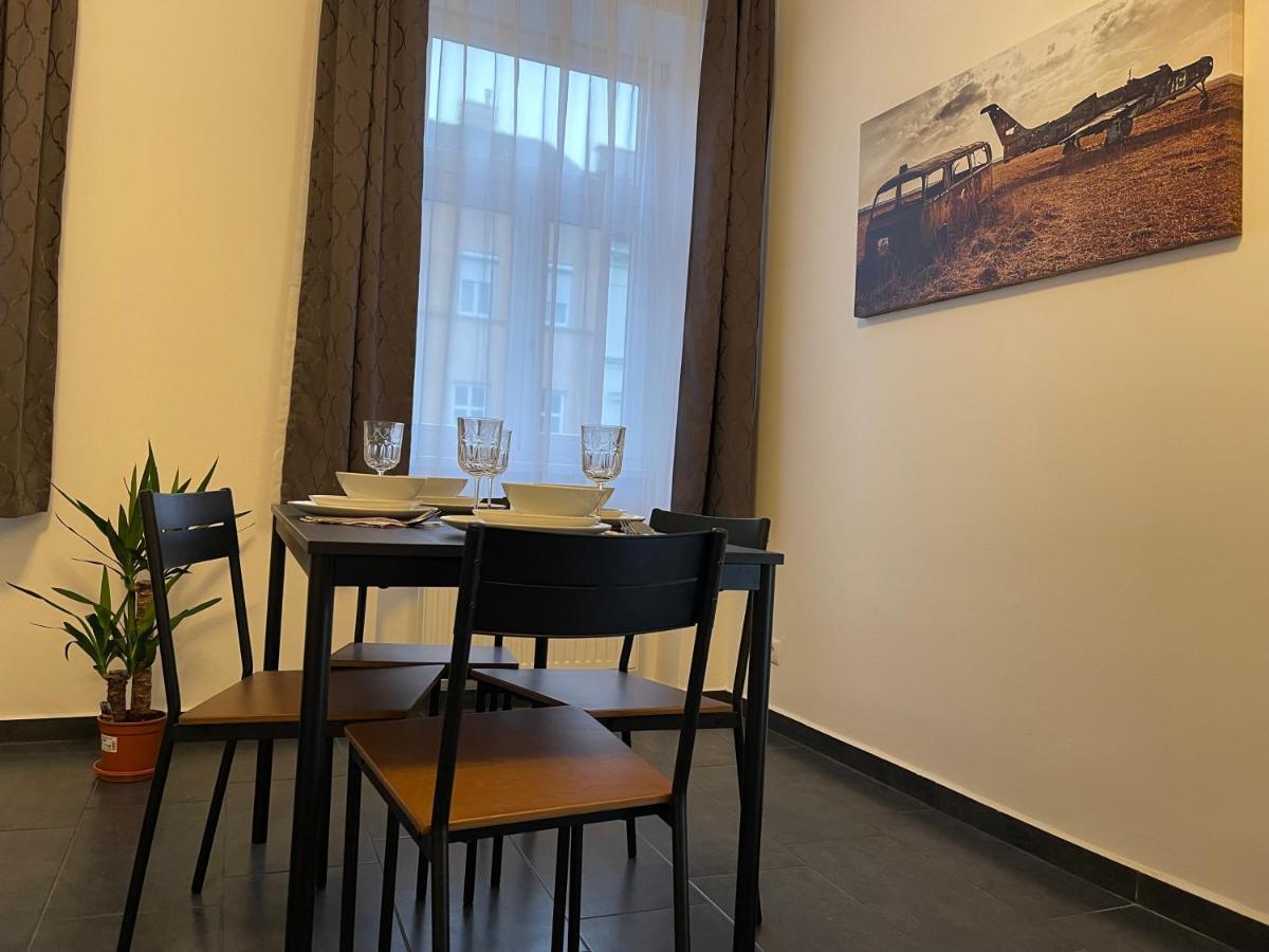 Fancy Apartment In The City Center Wien Exteriör bild